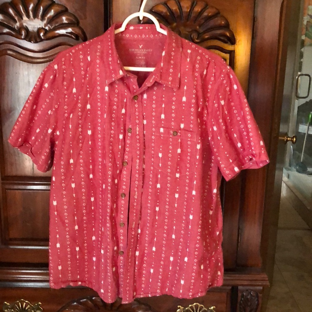 American Eagle Short sleeve shirt